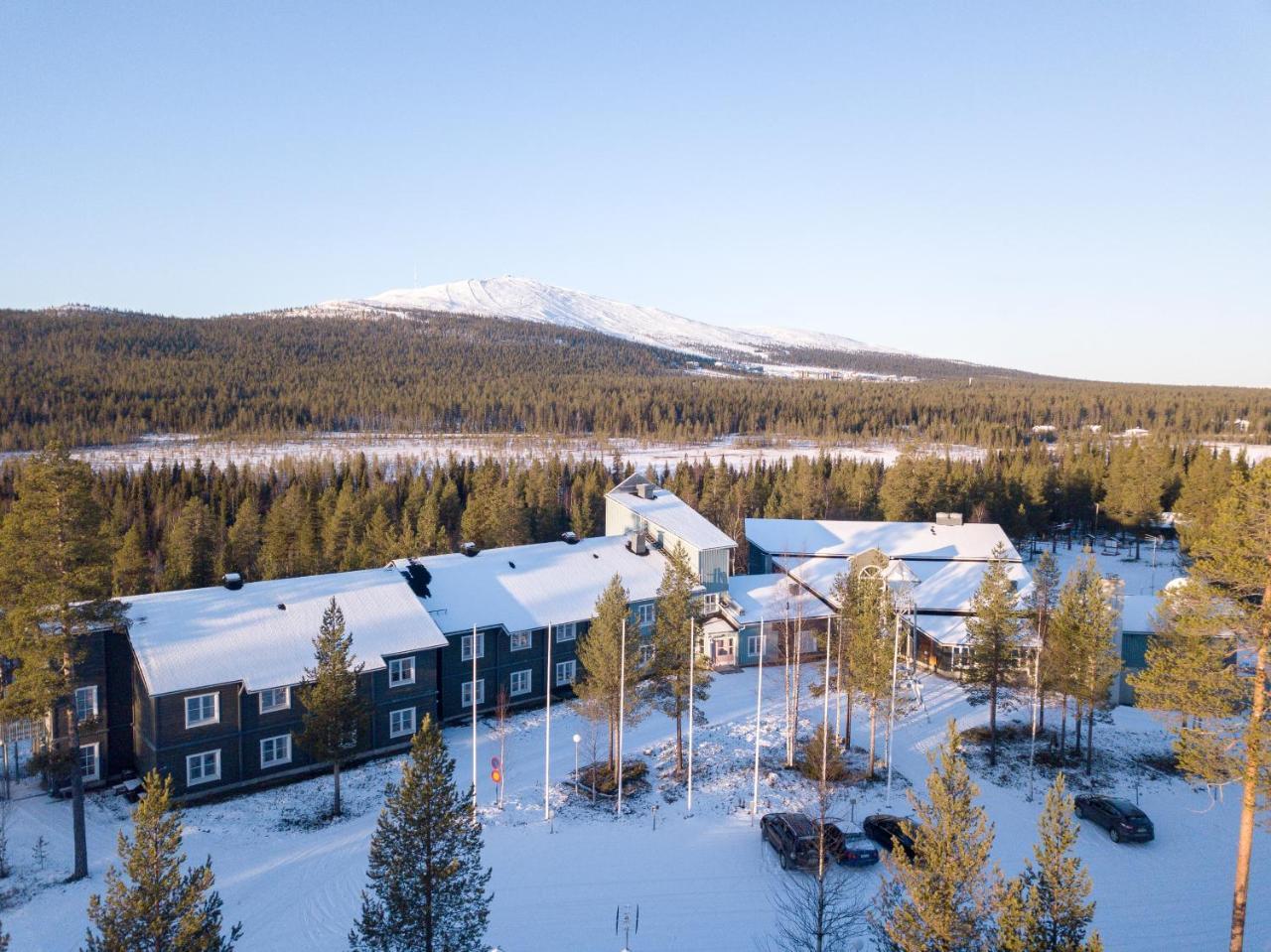 Hotel Yllaesrinne Yllasjarvi Ngoại thất bức ảnh