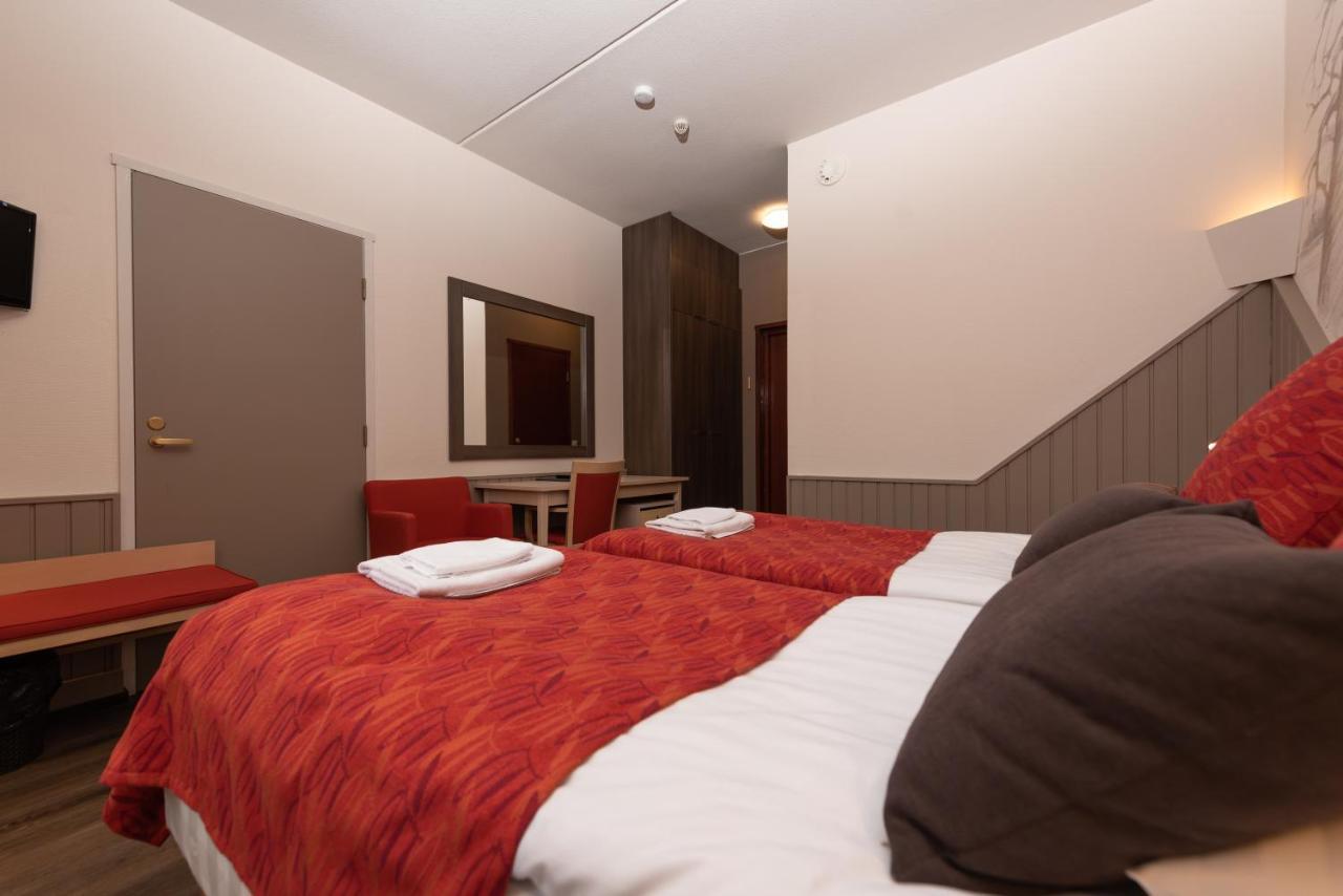 Hotel Yllaesrinne Yllasjarvi Ngoại thất bức ảnh
