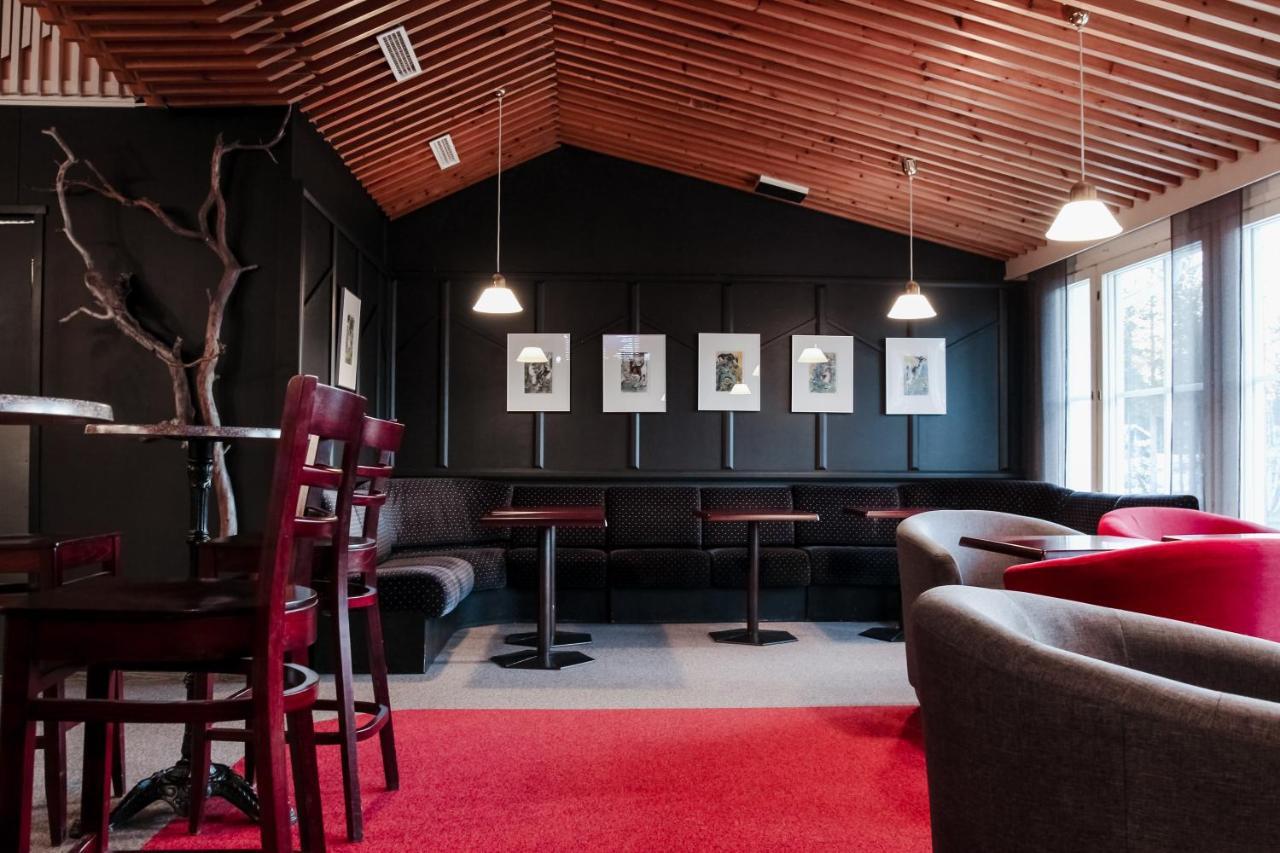Hotel Yllaesrinne Yllasjarvi Ngoại thất bức ảnh